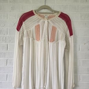 Sundance Cream and Red Pleated Long Sleeve Blouse